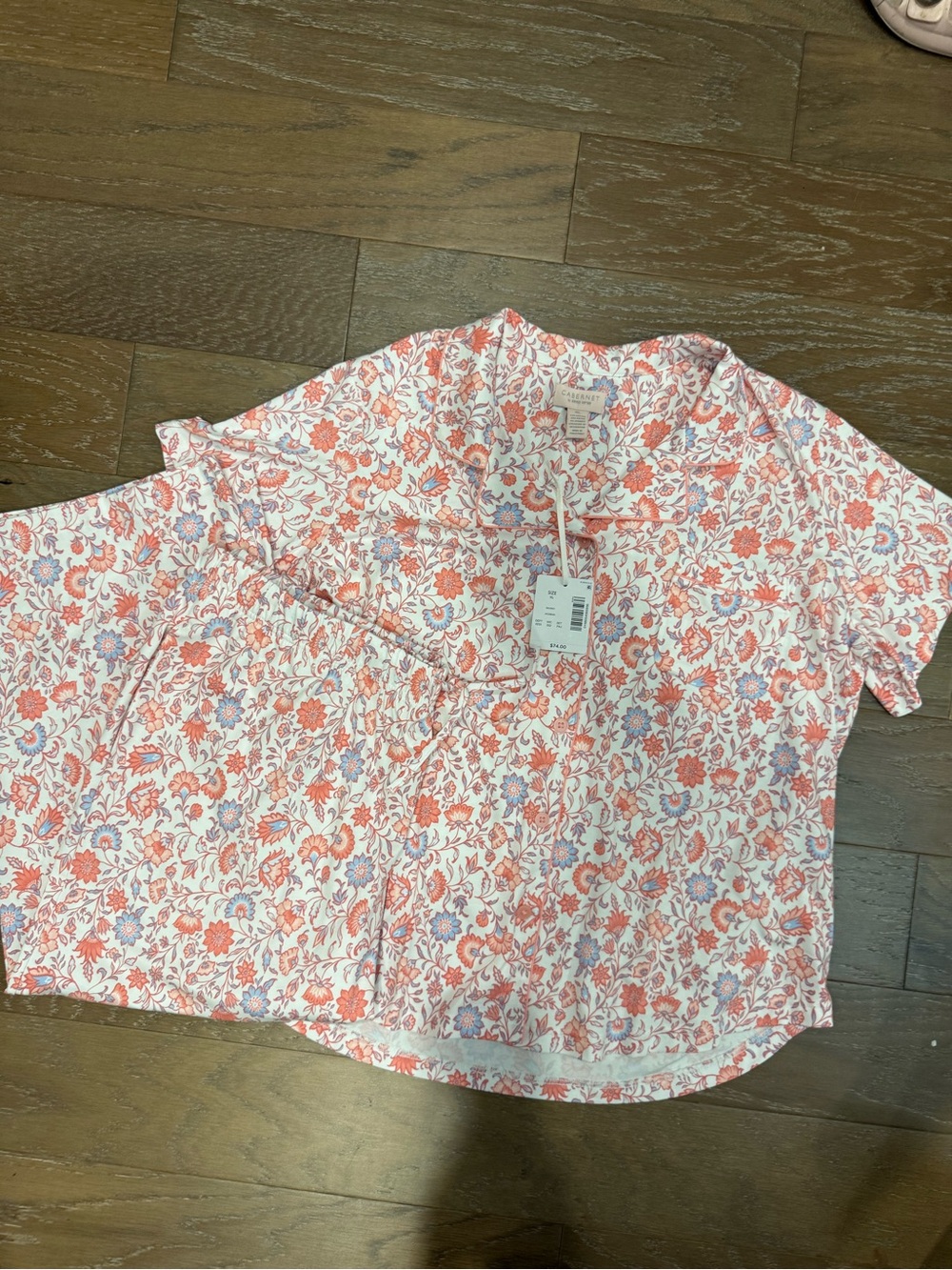 Cabernet Coral & Light Blue Floral Short-Sleeve Pajama Top